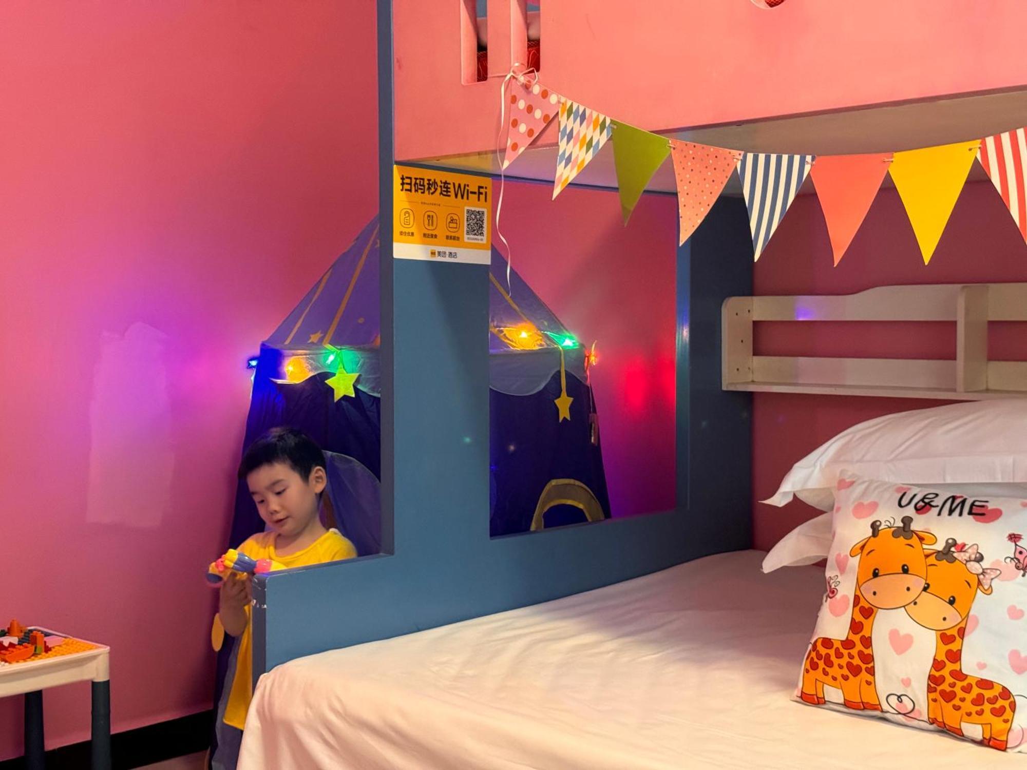 26 Degrees Inn จางเจียเจี้ย ภายนอก รูปภาพ